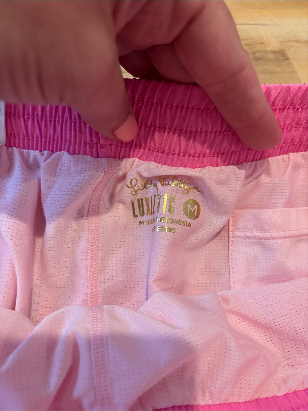 Lilly Pulitzer Luxletic 4” Ocean Trail in Prosecco Pink Shorts size medium - Picture 6 of 7
